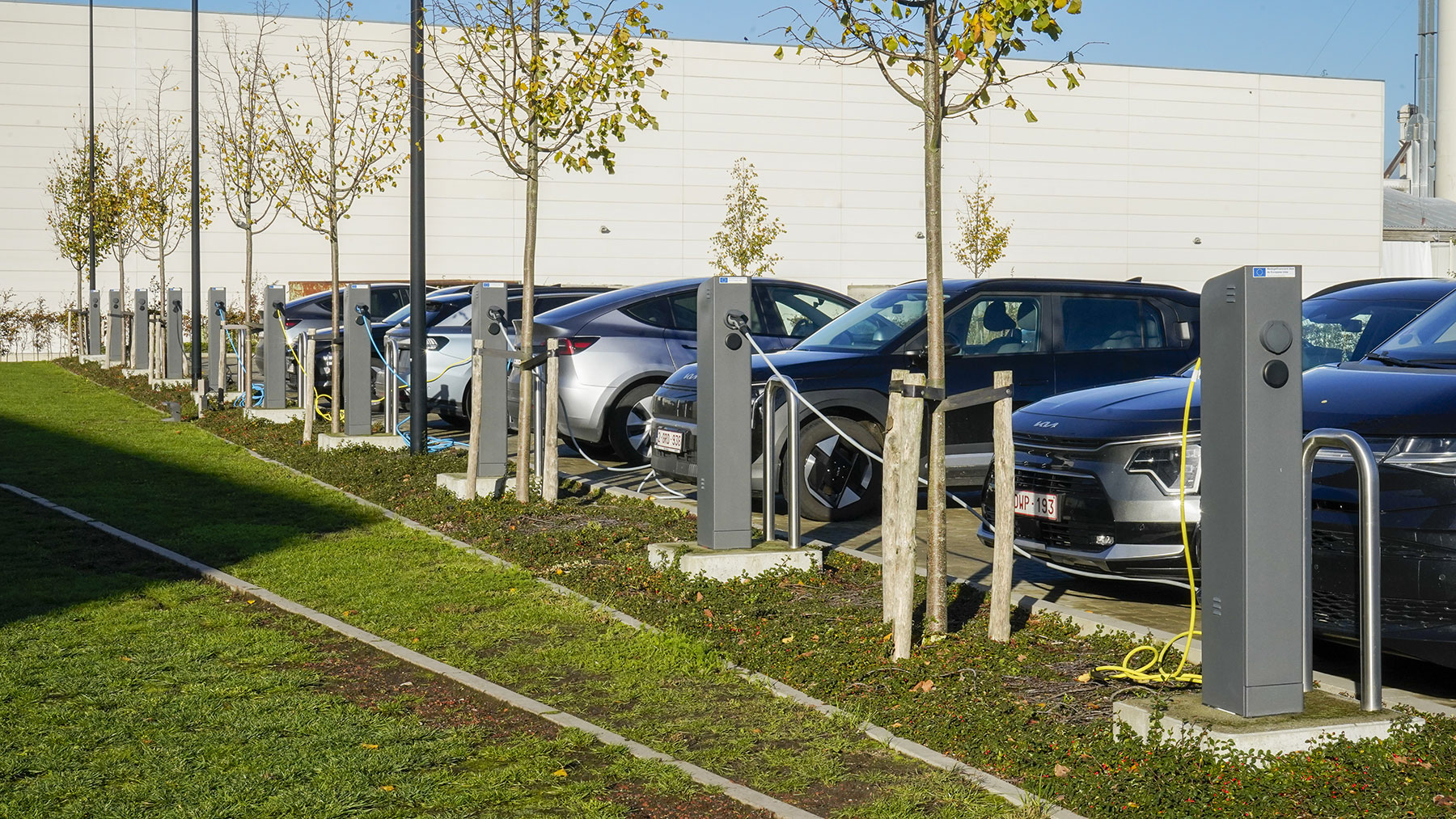 Charging services for charging plaza operators