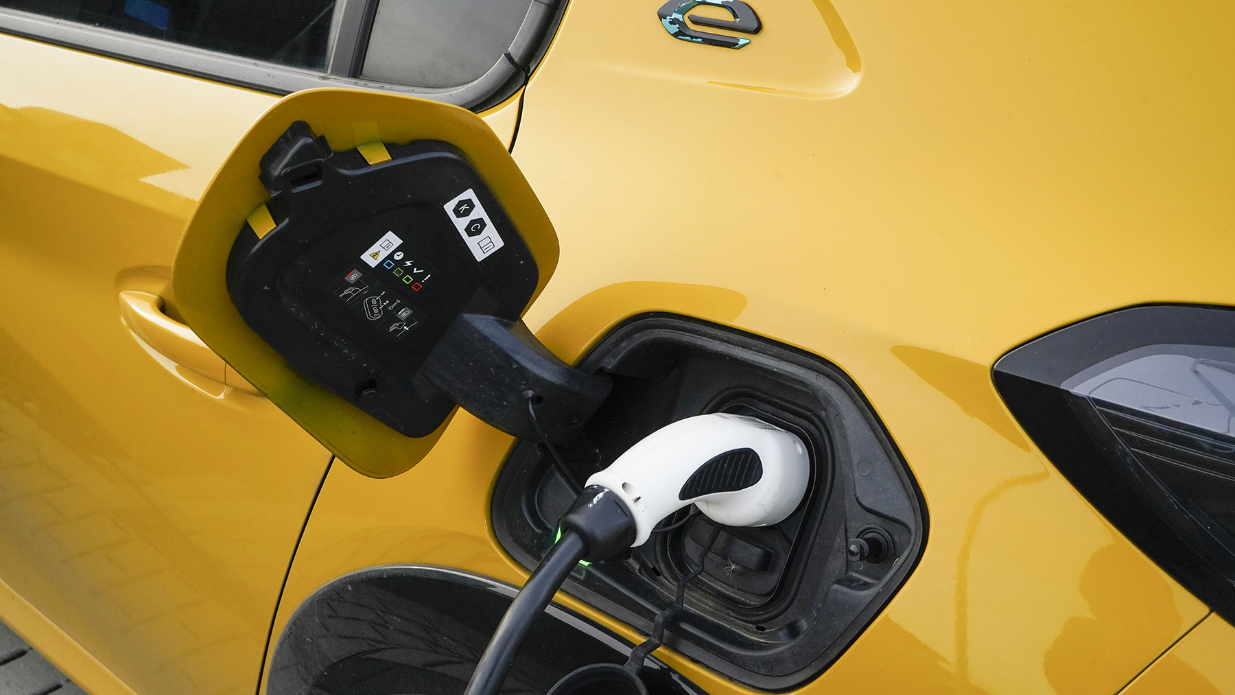 Integration with EMS, PV and battery