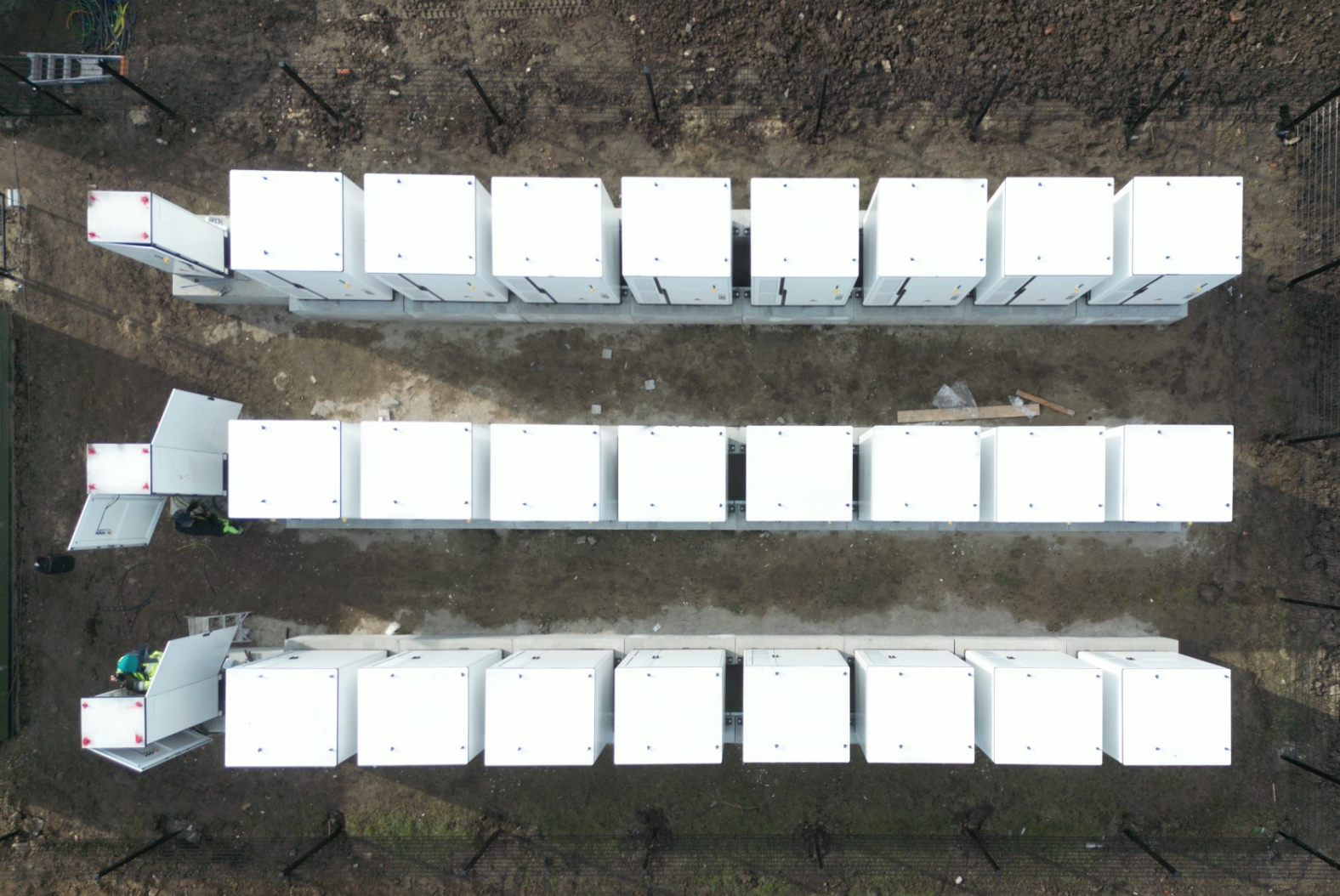 Battery storage port